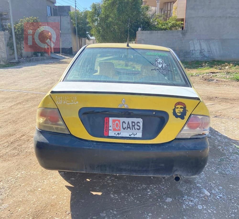 ميتسوبيشي لانسر